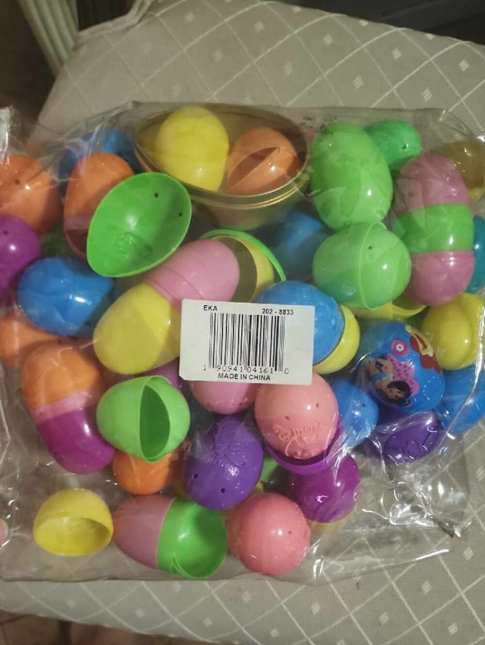 Colorful Plastic Surprise Eggs - Assorted Bright Colors - Picture 2 of 2